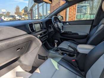 Used Kia Sportage 2018 for sale - 72709896: Photo