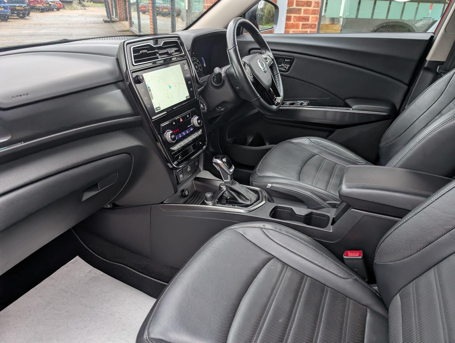 Used Ssangyong Tivoli 2022 for sale - 77413267: Photo 2