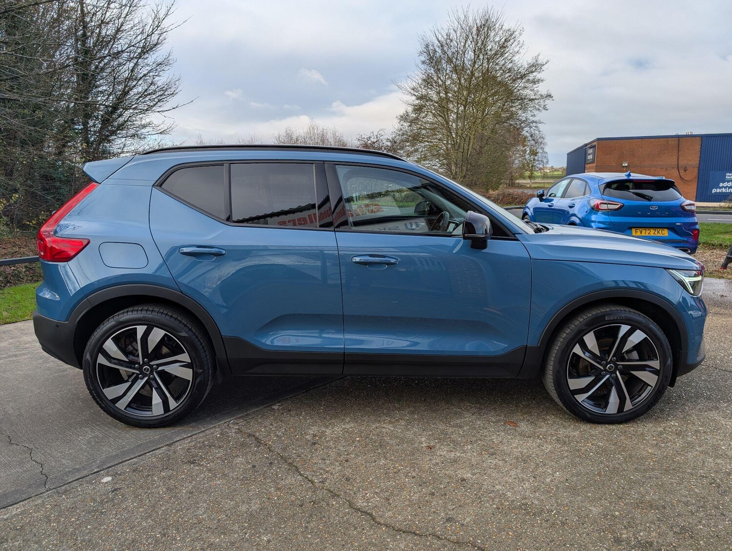 Used Volvo XC40 2025 for sale - 77413263: Photo 11