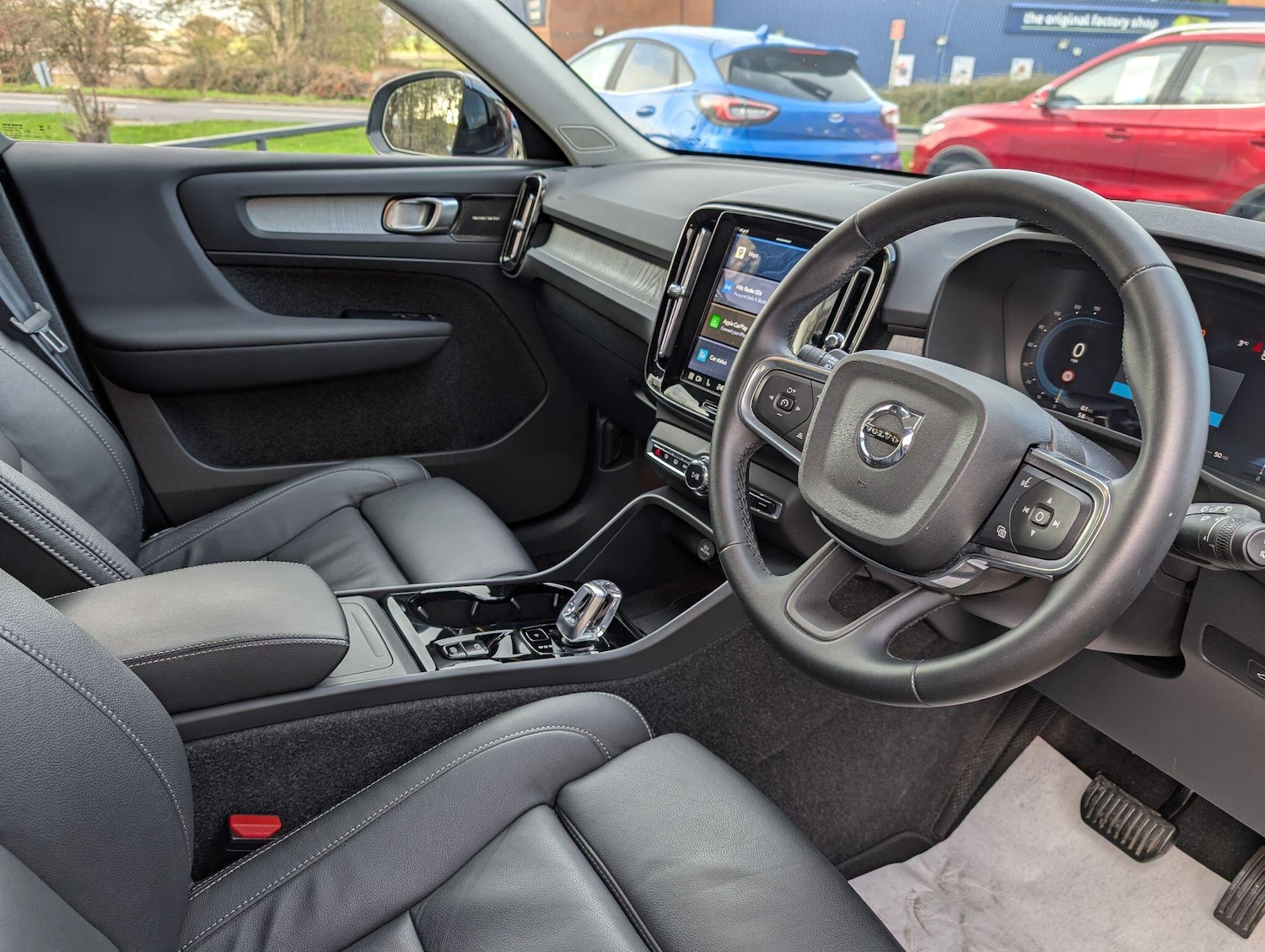 Used Volvo XC40 2025 for sale - 77413263: Photo 27