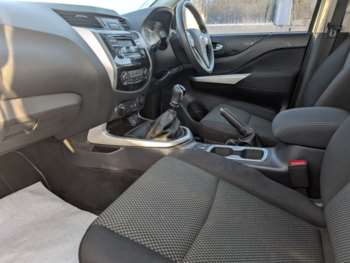 Used Nissan Navara 2020 for sale - 73700770: Photo