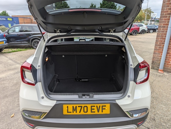 Used Renault Captur 2020 for sale - 76283318: Photo 12