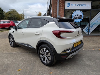 Used Renault Captur 2020 for sale - 76283318: Photo