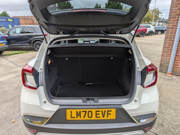 Used Renault Captur 2020 for sale - 76283318: Photo 52