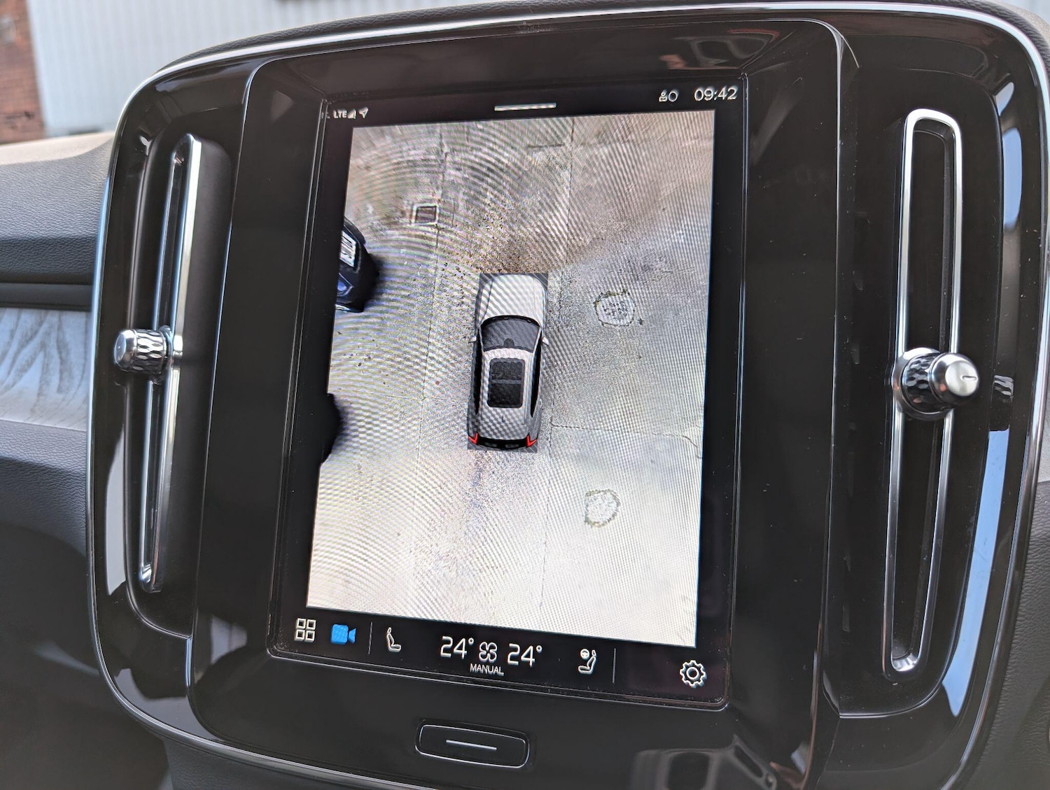 Used Volvo XC40 2025 for sale - 76644741: Photo 31