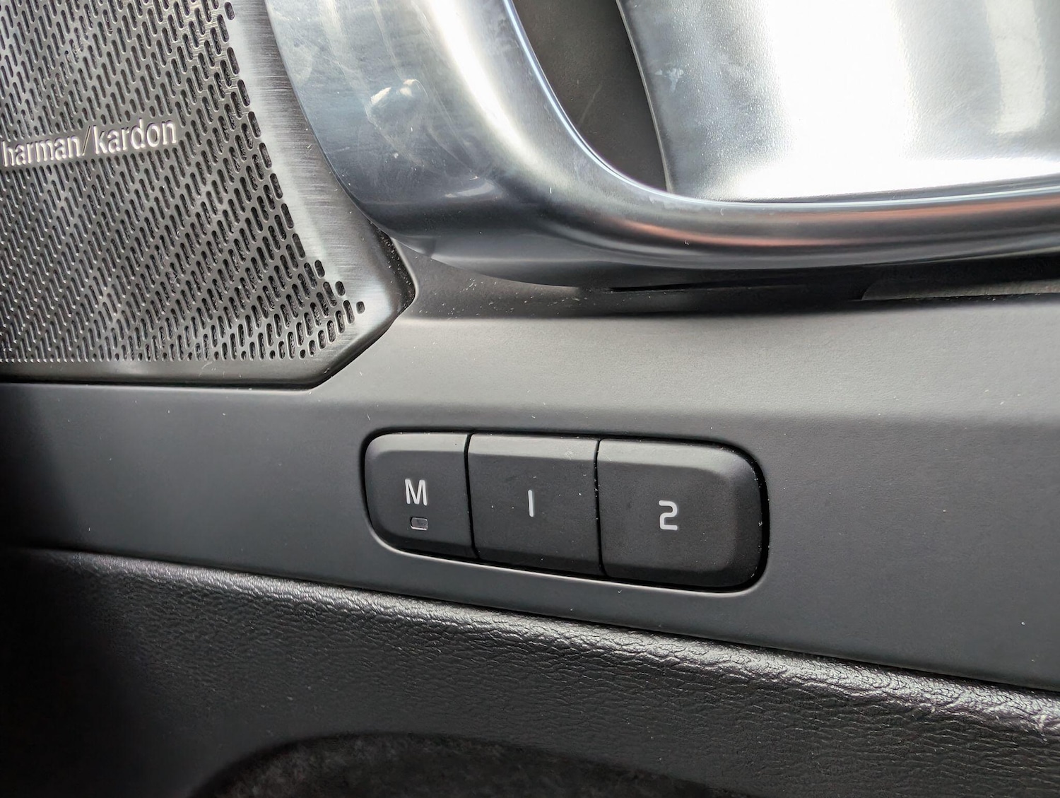 Used Volvo XC40 2025 for sale - 76644741: Photo 43