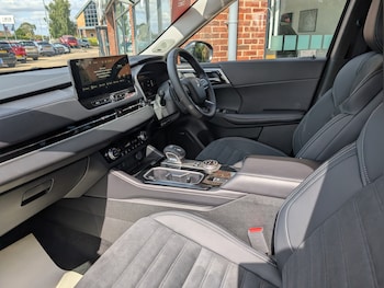 Used Mitsubishi Outlander 2026 for sale - 79537528: Photo