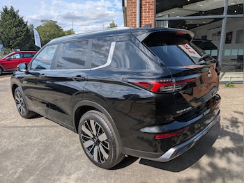 Used Mitsubishi Outlander 2026 for sale - 79537528: Photo