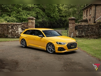 Used Audi RS4 Avant 2024 for sale - 79068570: Photo