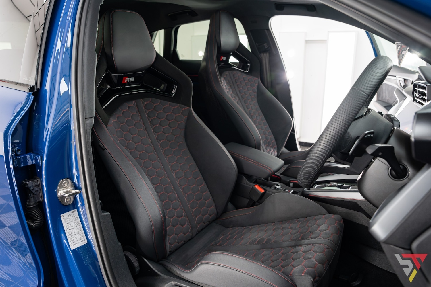 Used Audi RS3 2025 for sale - 77528142: Photo 32
