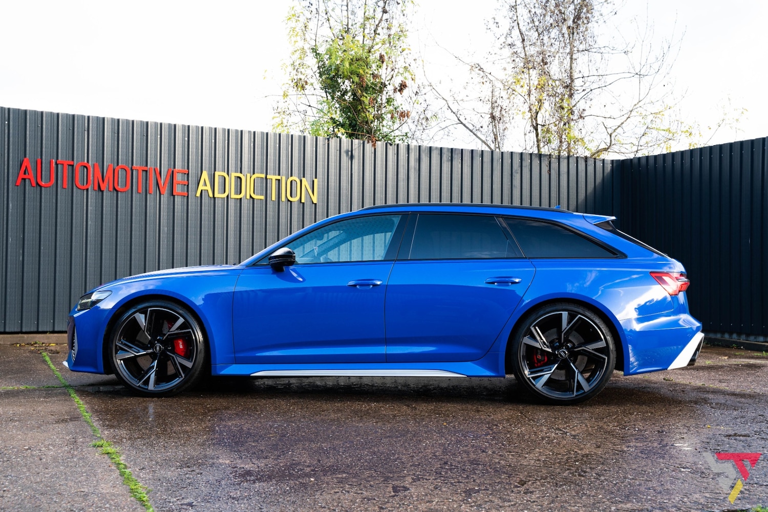 Used Audi RS6 2021 for sale - 76892595: Photo 2