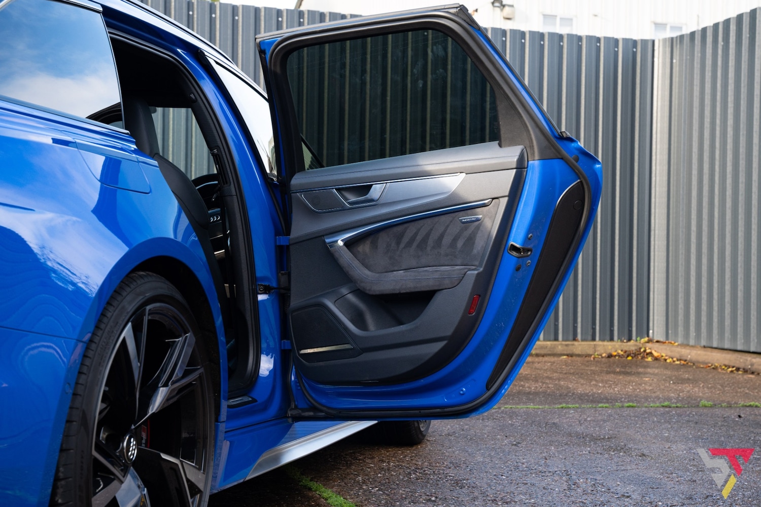 Used Audi RS6 2021 for sale - 76892595: Photo 32