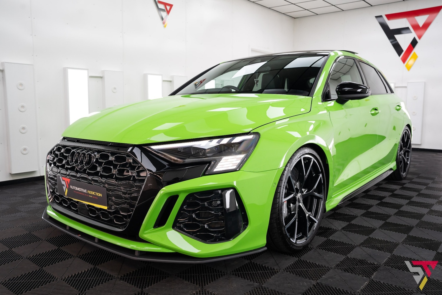 Used Audi RS3 2023 for sale - 76091990: Photo 32