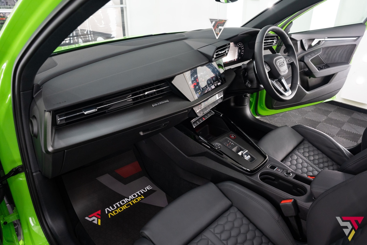 Used Audi RS3 2023 for sale - 76091990: Photo 45