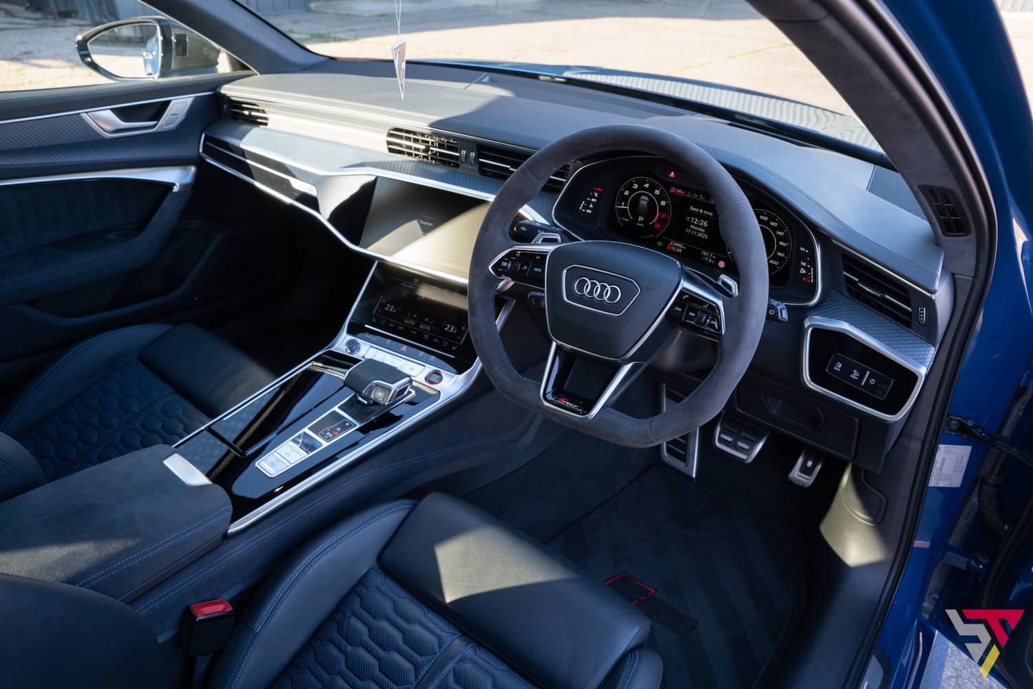 Used Audi RS6 2023 for sale - 76891577: Photo 25