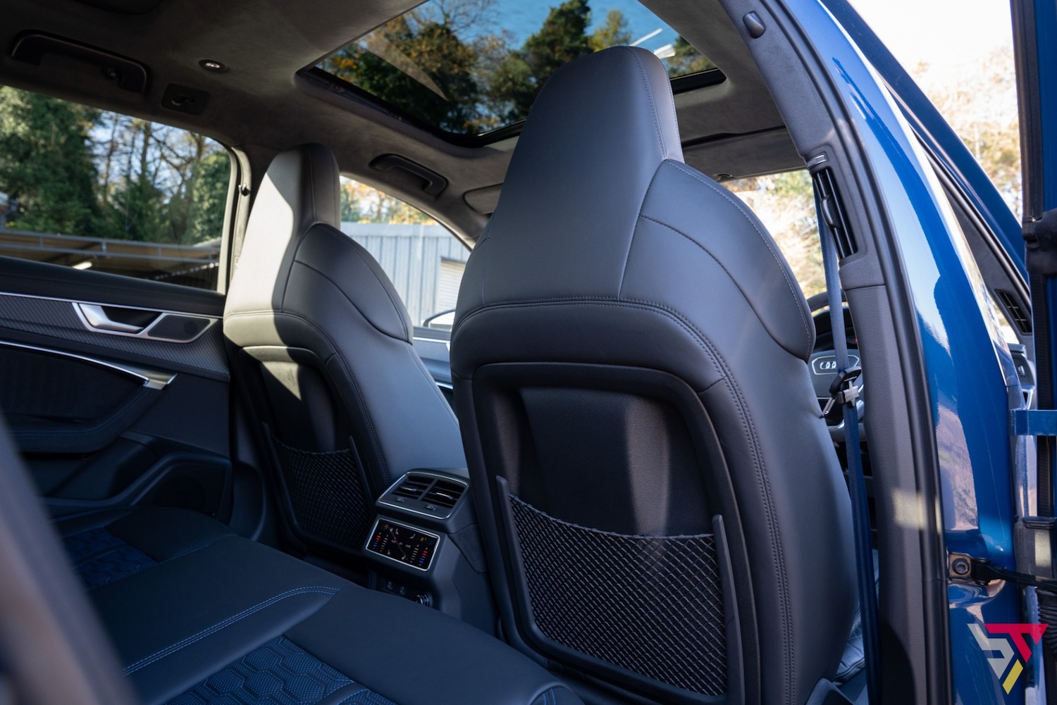 Used Audi RS6 2023 for sale - 76891577: Photo 45