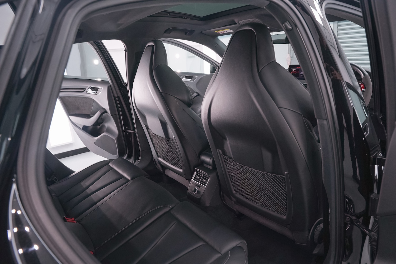 Used Audi RS3 2019 for sale - 76780477: Photo 25