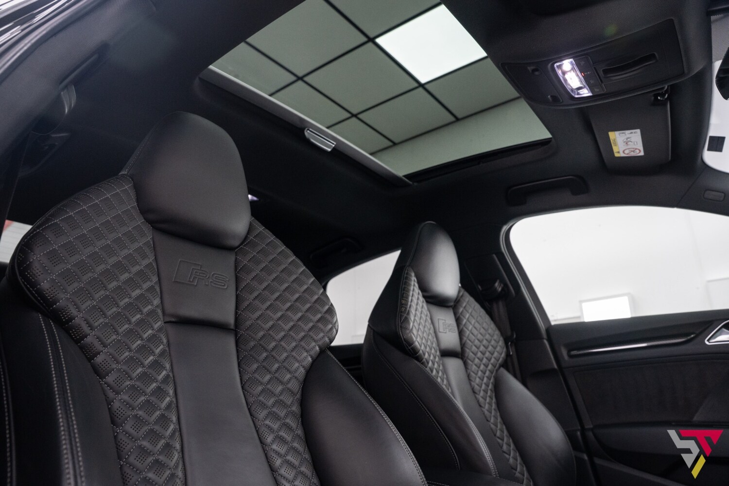 Used Audi RS3 2019 for sale - 76780477: Photo 31