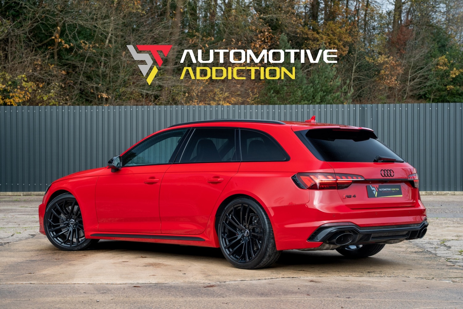 Used Audi RS4 2020 for sale - 76957632: Photo 3