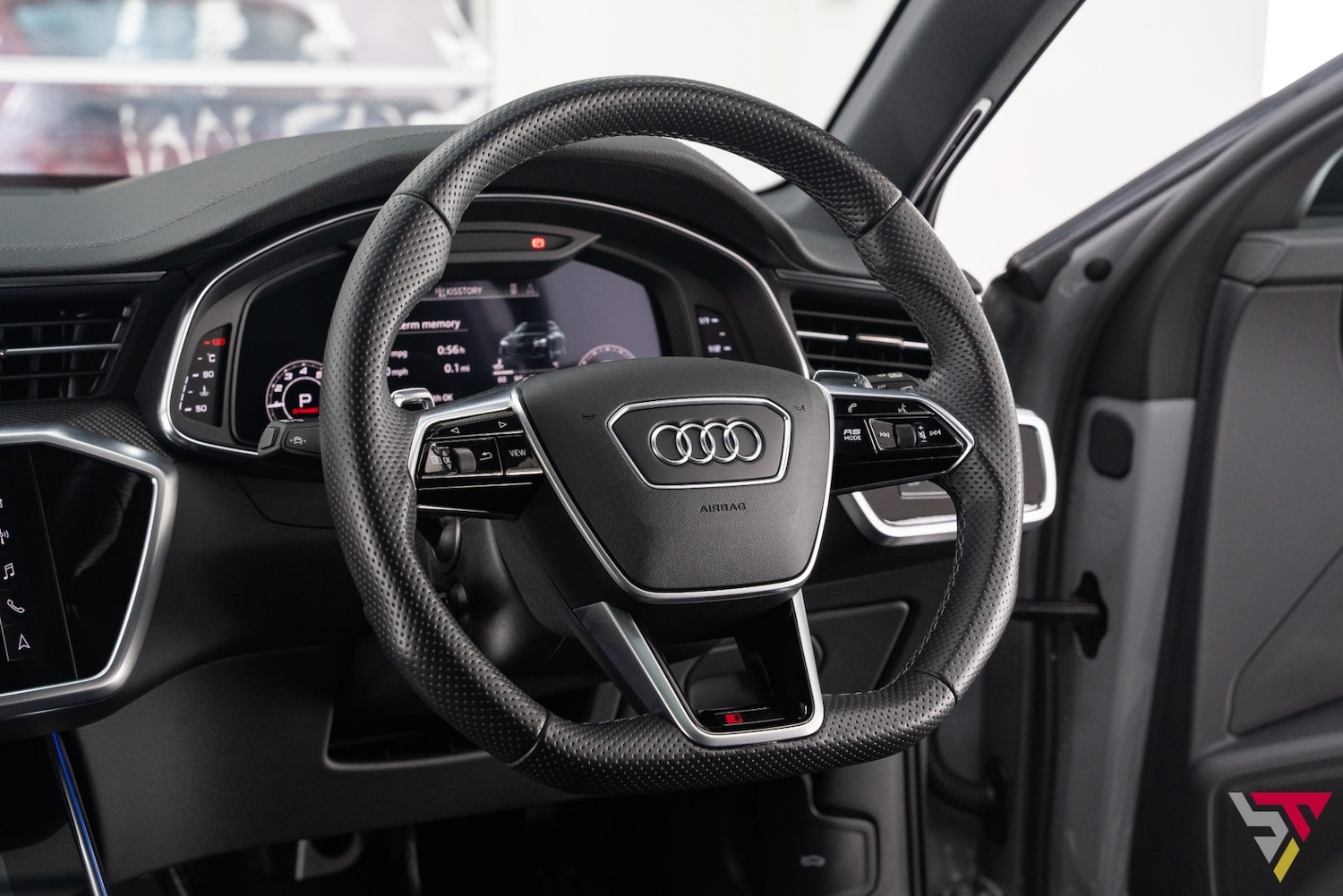 Used Audi RS6 2021 for sale - 77055132: Photo 29