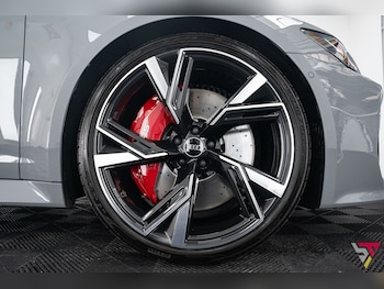 Used Audi RS6 2021 for sale - 77055132: Photo