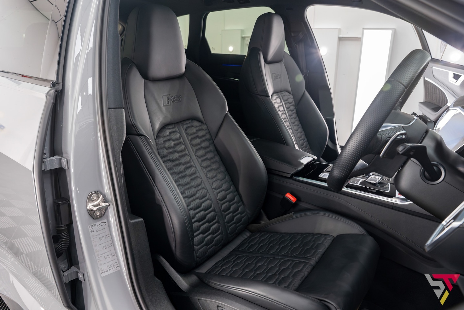 Used Audi RS6 2021 for sale - 77055132: Photo 6