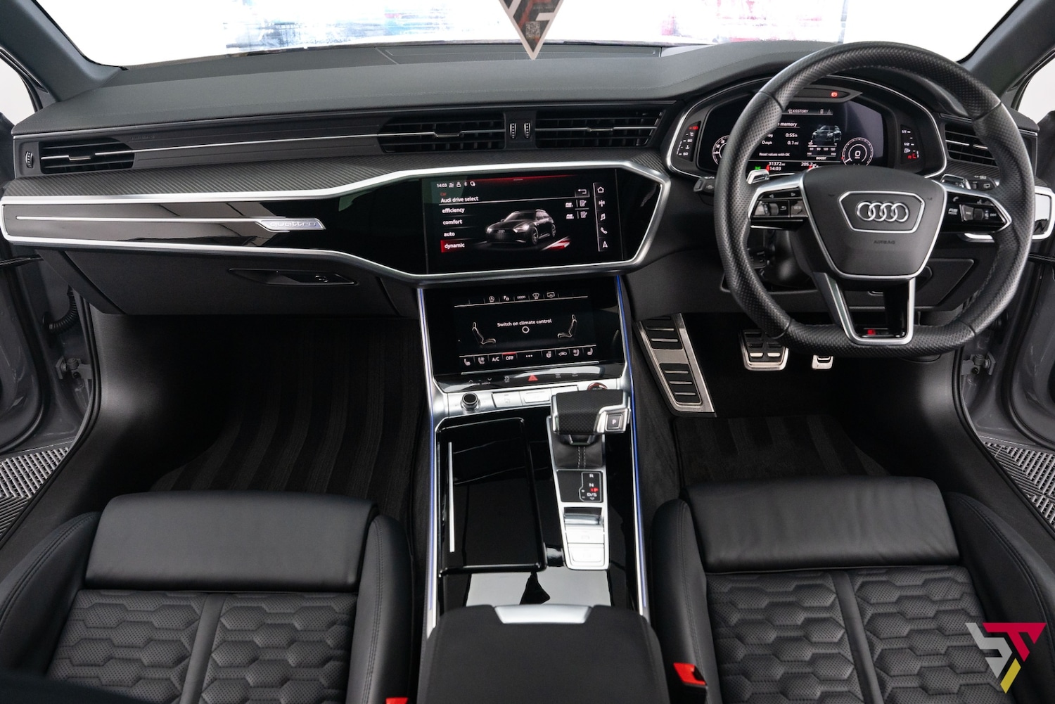 Used Audi RS6 2021 for sale - 77055132: Photo 7