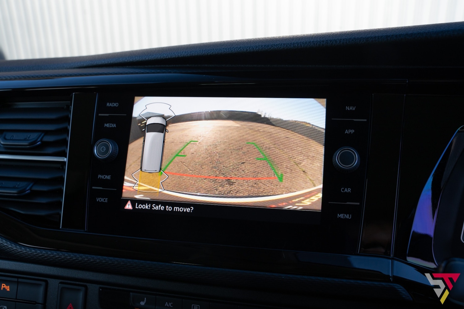 Used Volkswagen Transporter 2022 for sale - 76650813: Photo 31