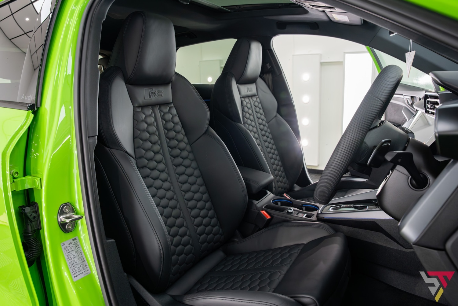 Used Audi RS3 2025 for sale - 77975684: Photo 27