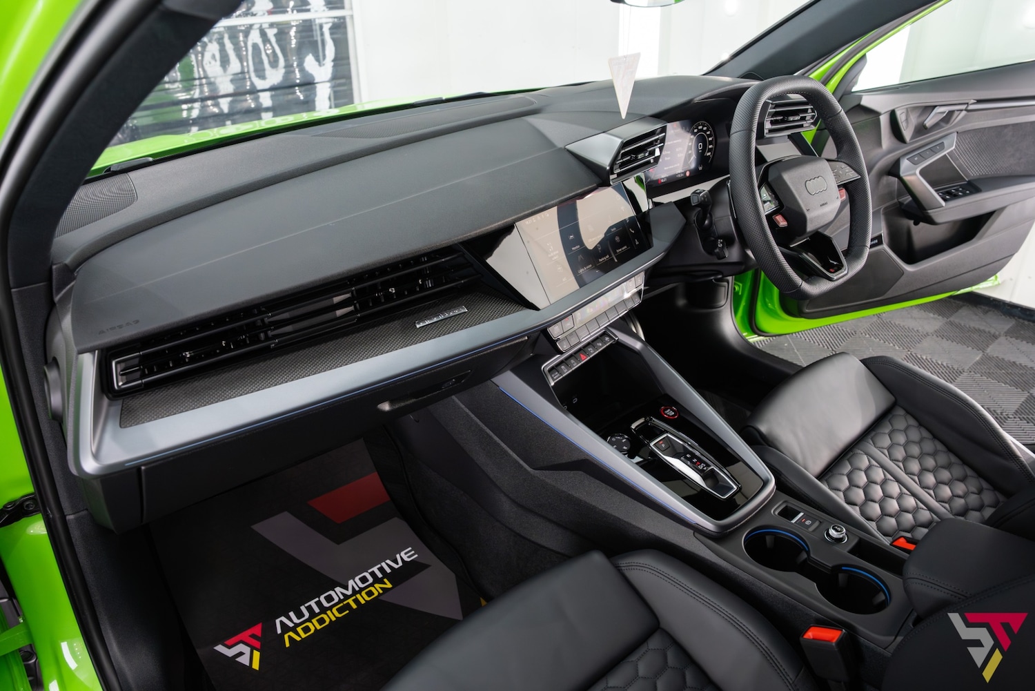 Used Audi RS3 2025 for sale - 77975684: Photo 47