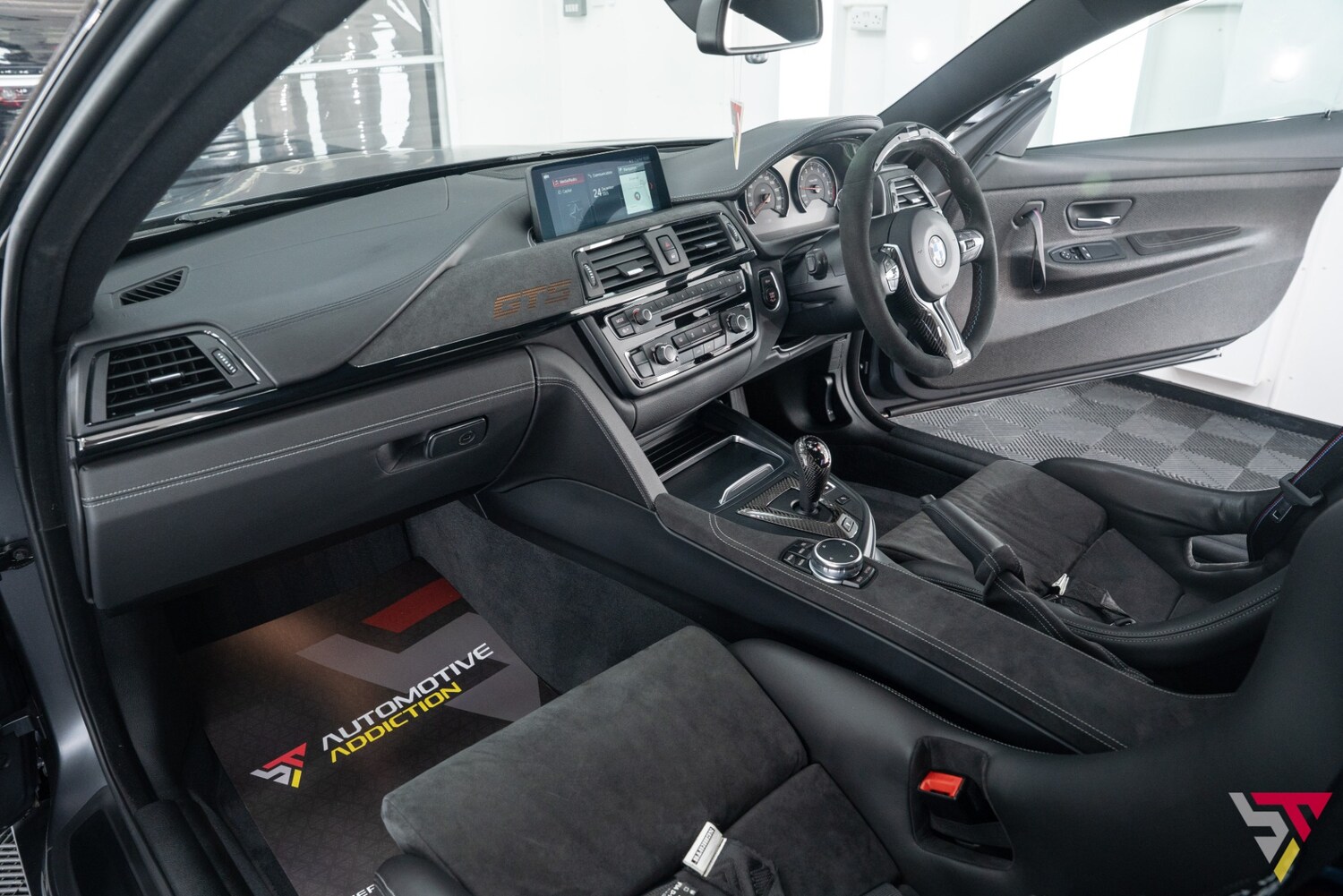 Used BMW M4 2016 for sale - 77147917: Photo 69