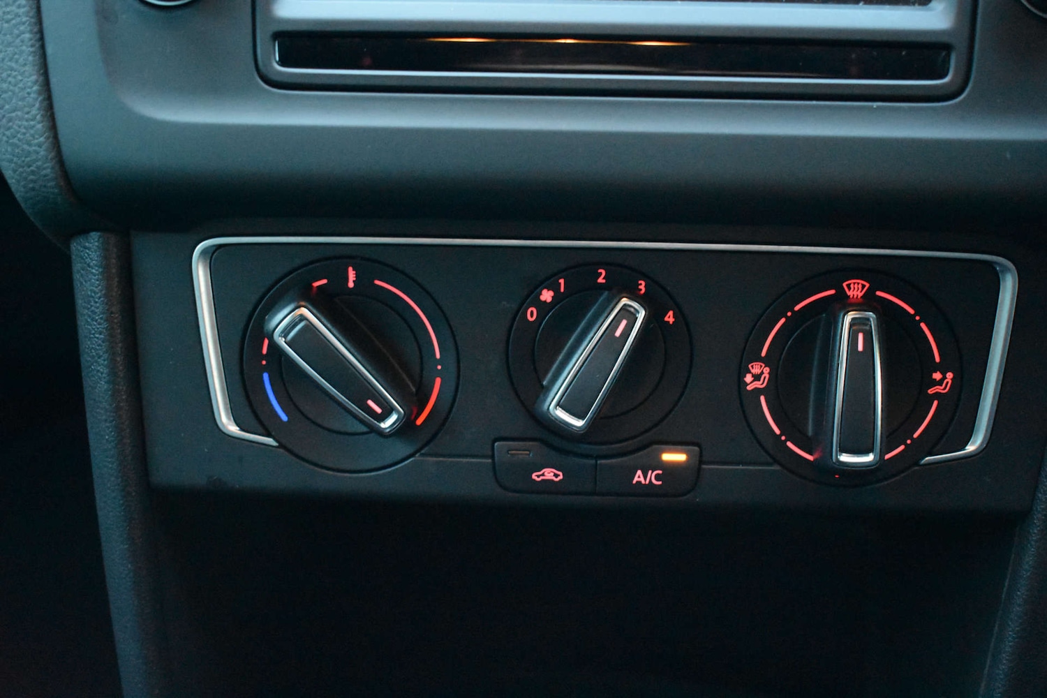 Used Volkswagen Polo 2017 for sale - 77088682: Photo 34