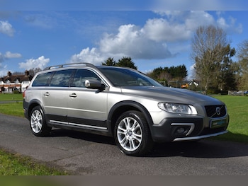 2015 - 2.4 XC70 SE Luxury D5 AWD Auto 4WD 5dr