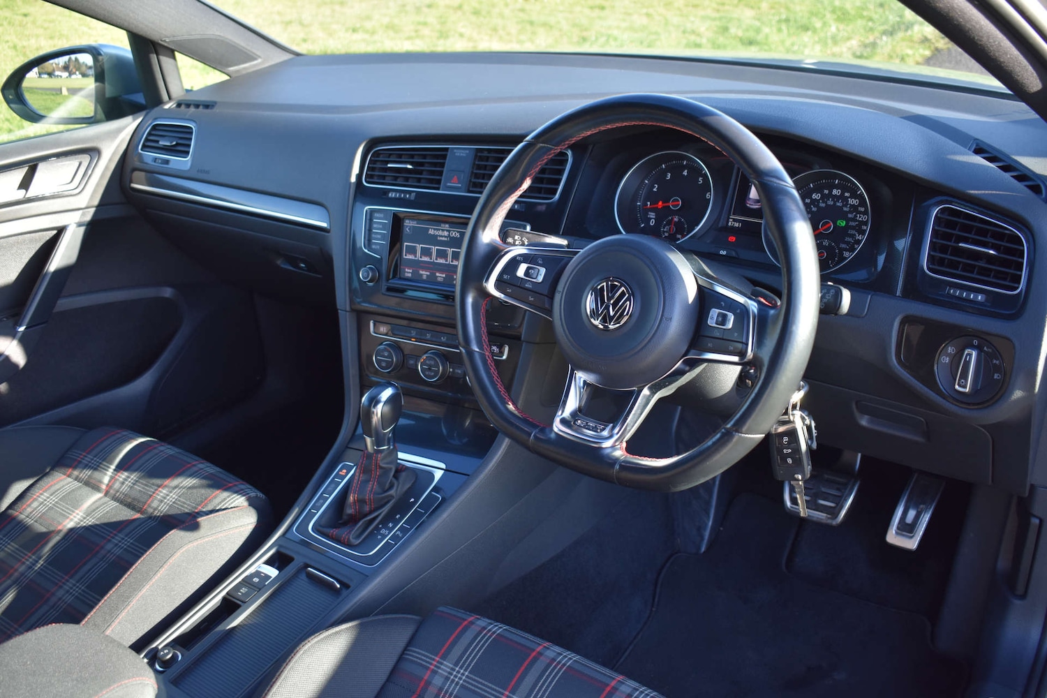 Used Volkswagen Golf 2014 for sale - 77151097: Photo 15