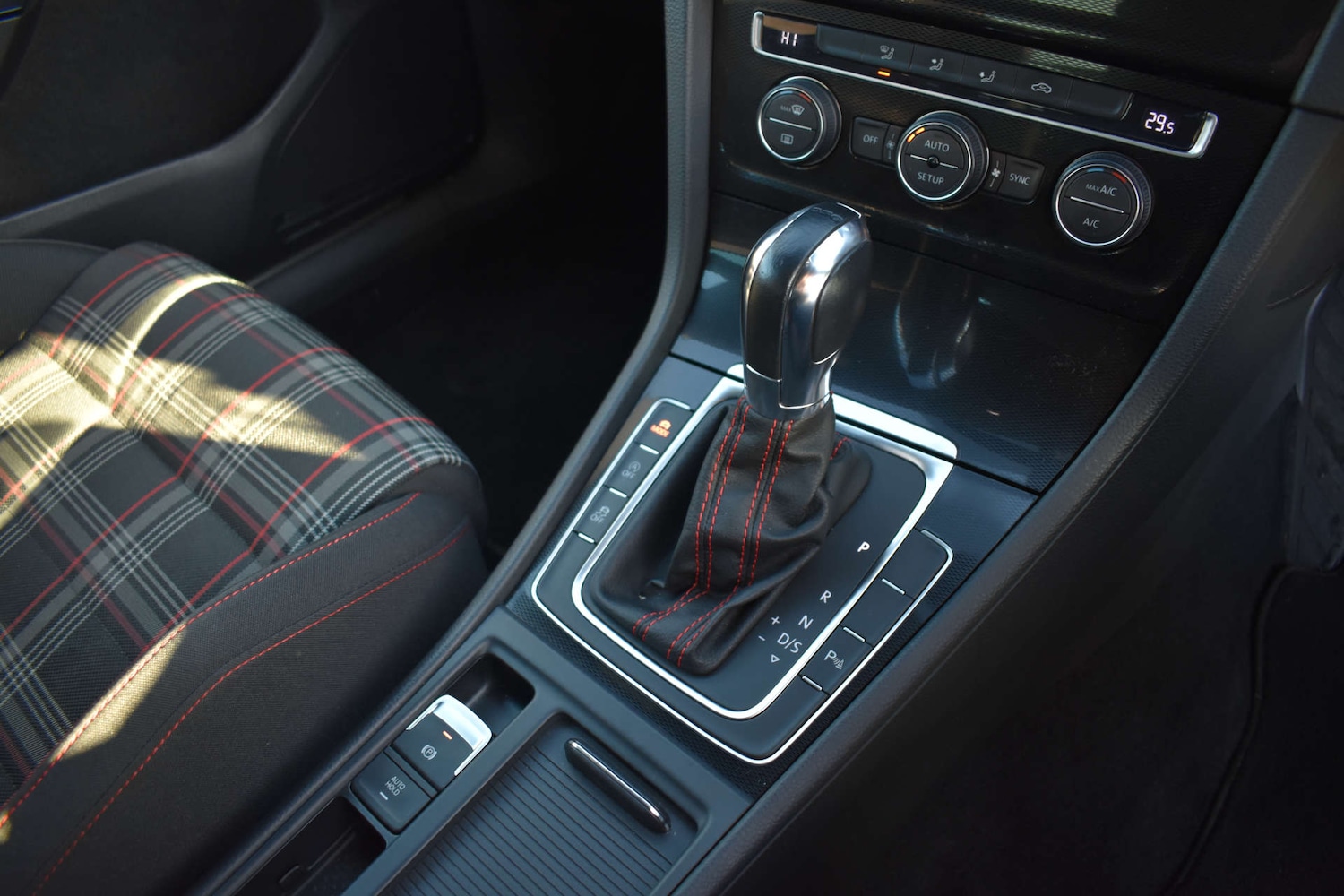 Used Volkswagen Golf 2014 for sale - 77151097: Photo 21