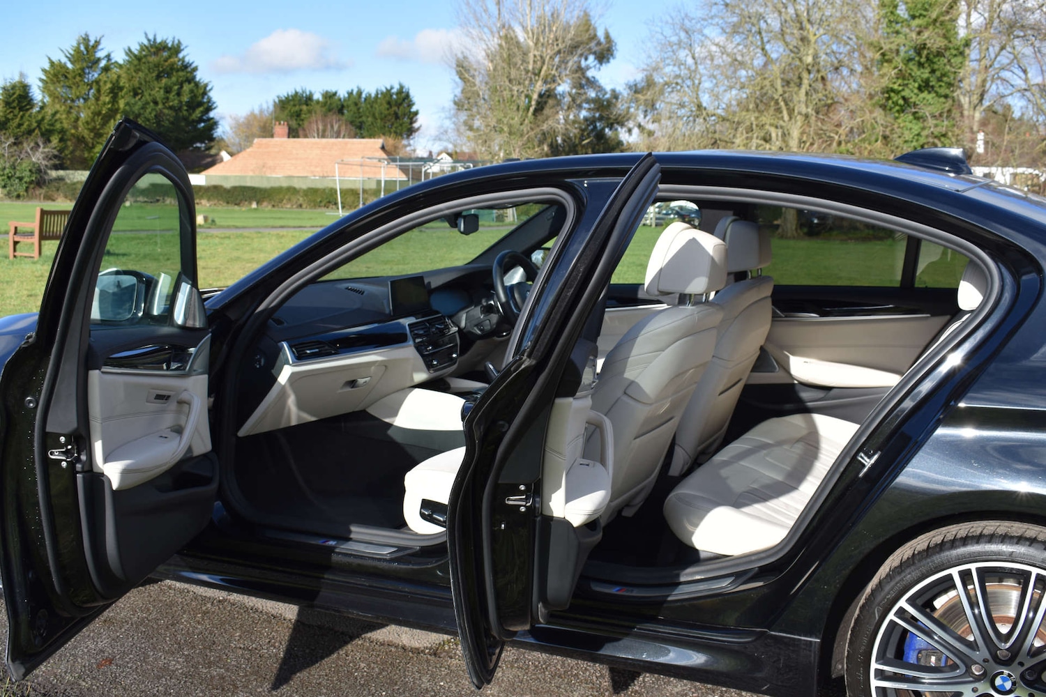 Used BMW 5 Series 2020 for sale - 77434671: Photo 40