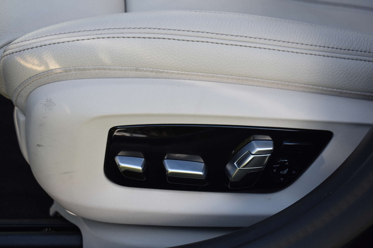 Used BMW 5 Series 2020 for sale - 77434671: Photo 47