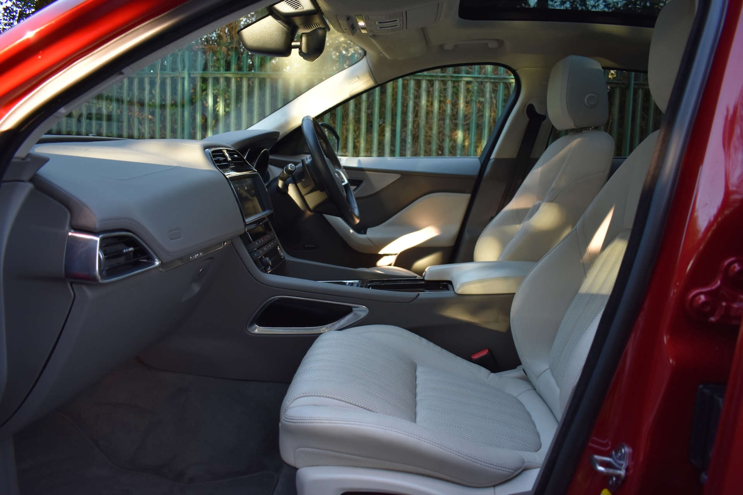 Used Jaguar F-Pace 2020 for sale - 77037058: Photo 12