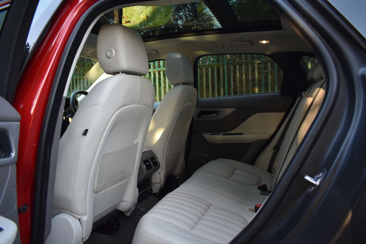 Used Jaguar F-Pace 2020 for sale - 77037058: Photo 9