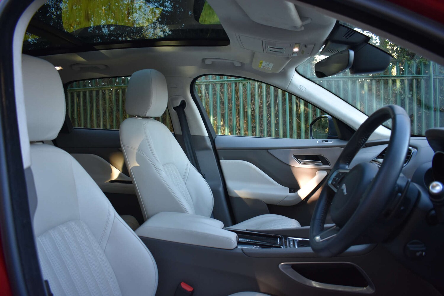 Used Jaguar F-Pace 2020 for sale - 77818742: Photo 40