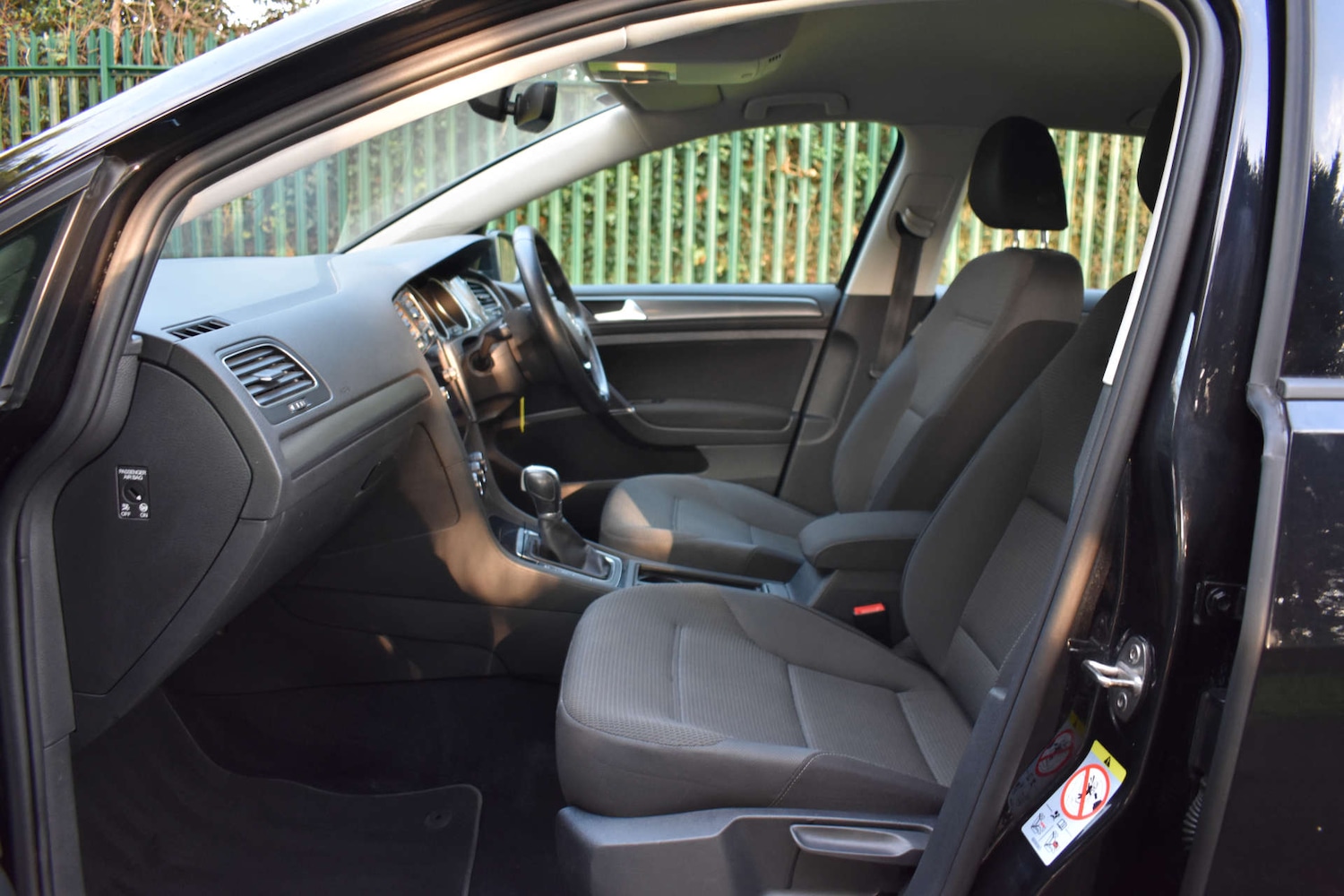 Used Volkswagen Golf 2018 for sale - 77037061: Photo 11