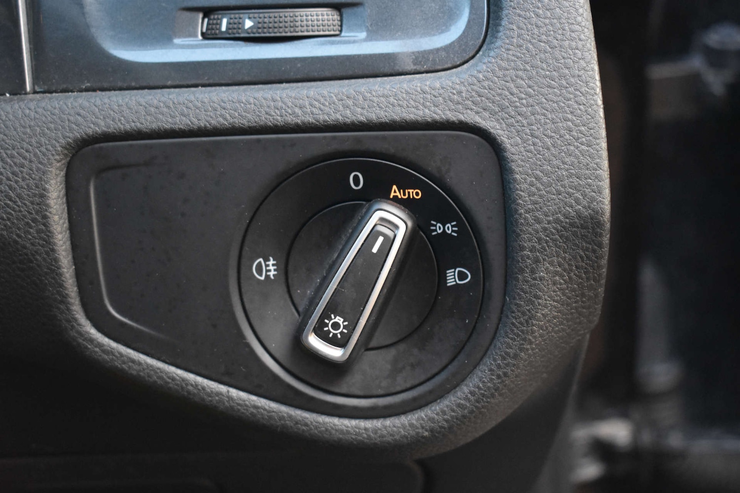 Used Volkswagen Golf 2018 for sale - 77037061: Photo 31