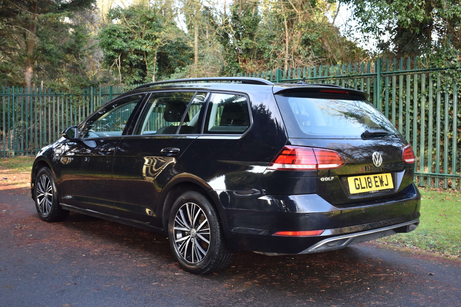 Used Volkswagen Golf 2018 for sale - 77037061: Photo 6