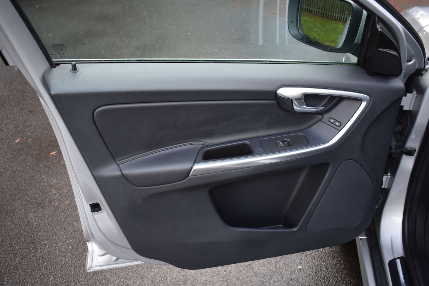 Used Volvo XC60 2015 for sale - 77556731: Photo 13