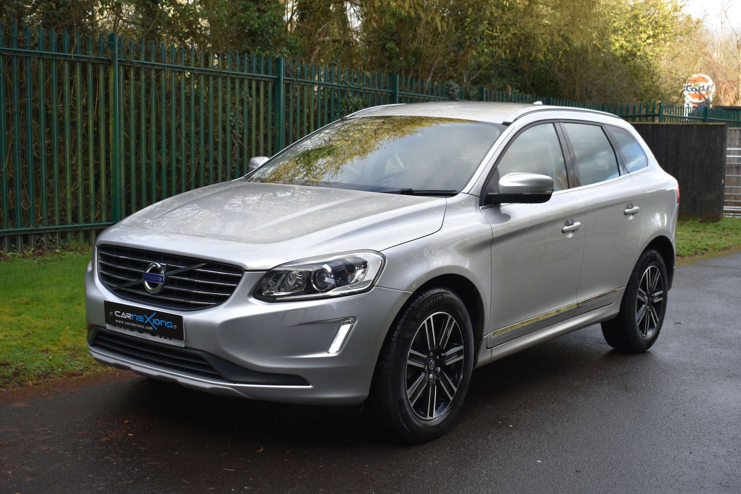 Used Volvo XC60 2015 for sale - 77556731: Photo 3
