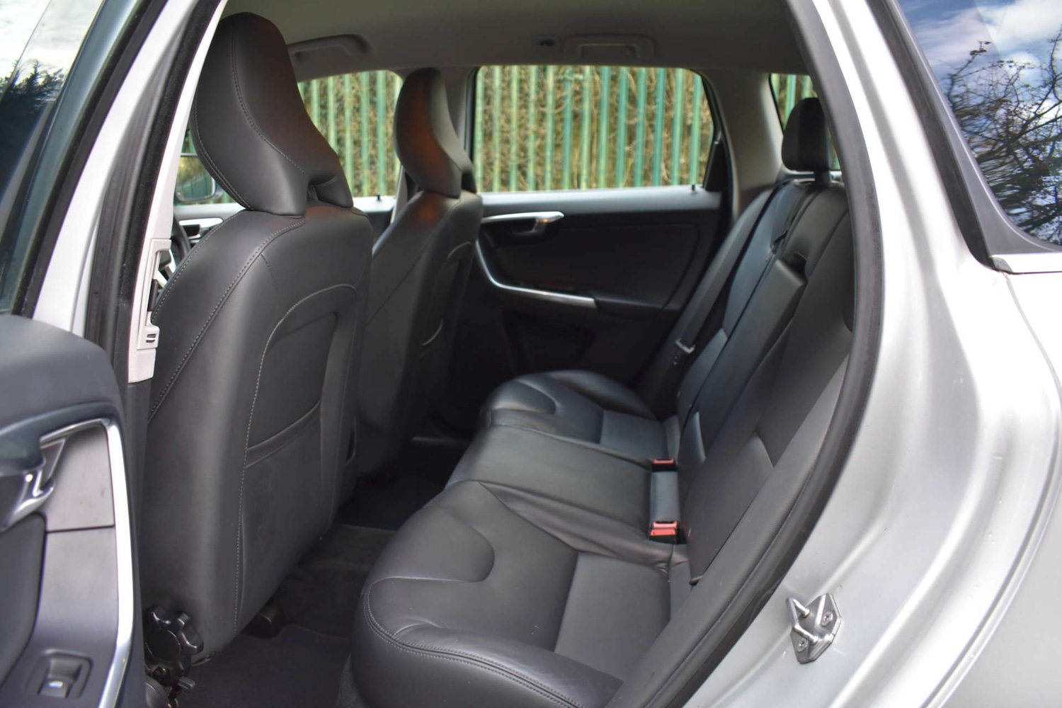 Used Volvo XC60 2015 for sale - 77556731: Photo 9