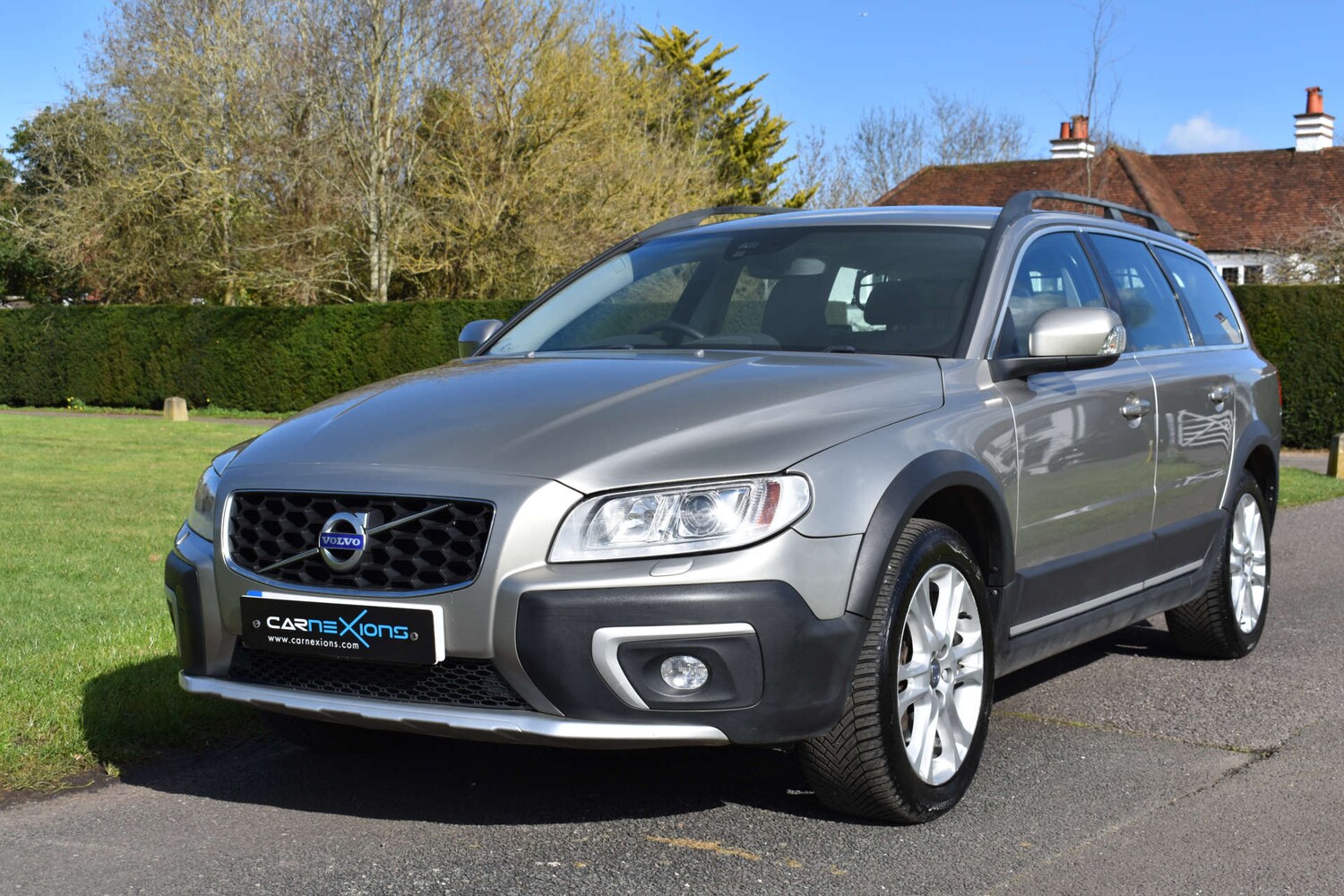 Used Volvo XC70 2015 for sale - 77903122: Photo 25