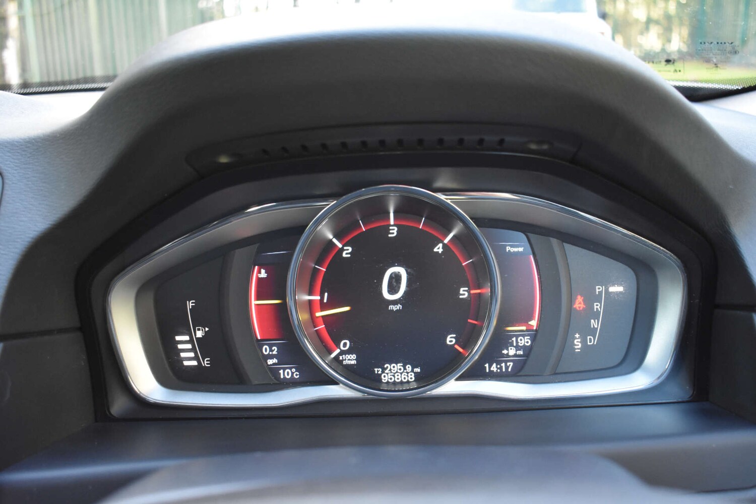 Used Volvo XC70 2015 for sale - 77903122: Photo 34