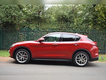 Used Alfa Romeo Stelvio 2017 for sale - 76363550: Photo