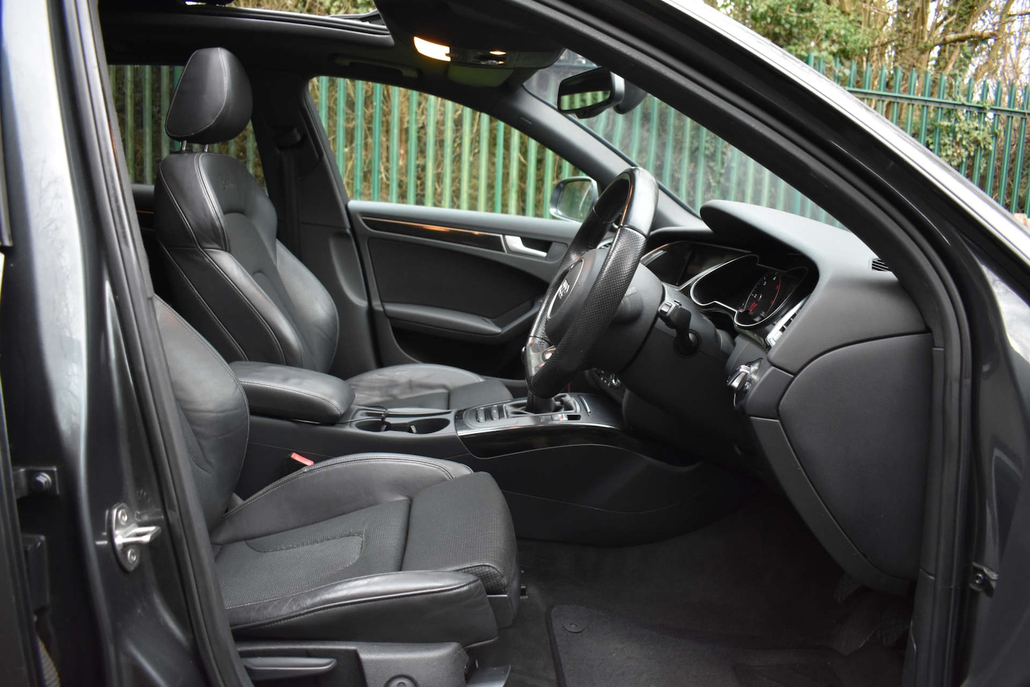 Used Audi A4 2013 for sale - 77207674: Photo 14